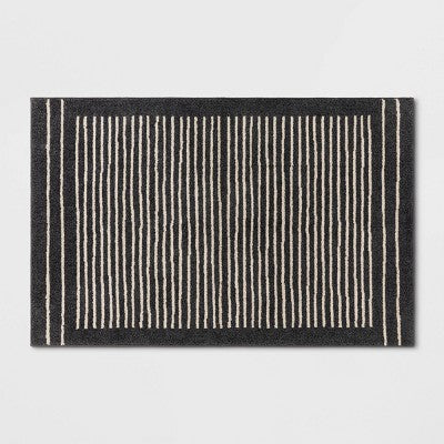  2'6"x4' Washable Knitted Stripe Accent Rug - Threshold™